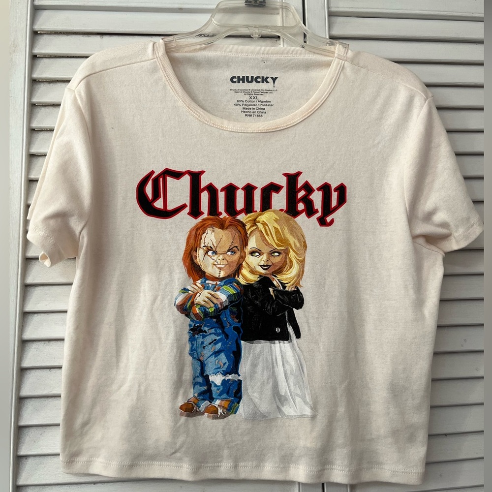 CHUCKY crop Graphic Tee - Cream